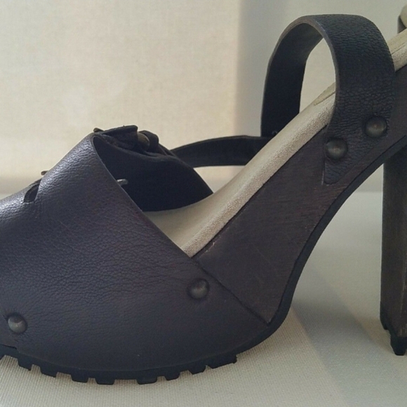 Miu-Miu Shoes Pre-owned - Picture 5 of 6